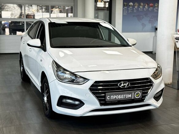 2017 Hyundai Solaris II, белый, 1019900 рублей - вид 2