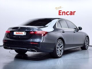 2021 Mercedes-Benz E-Класс 220 d V (W213, S213, C238) Рестайлинг, чёрный, 4430000 рублей, вид 3