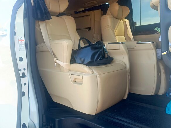2019 Toyota Alphard III Рестайлинг, белый, 4450000 рублей - вид 28