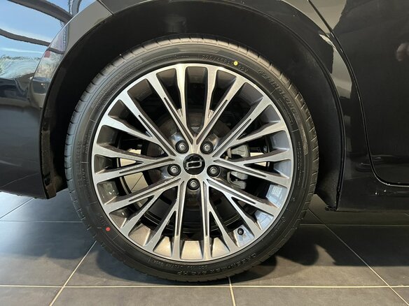 2024 FAW Bestune B70 I, чёрный, 2400000 рублей - вид 21
