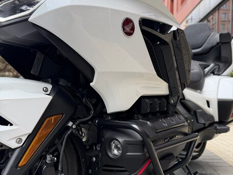 2023 Honda GL 1800 Gold Wing, белый, 3000000 рублей, вид 5