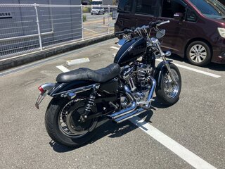 2011 Harley-Davidson Sportster 1200, чёрный, 697000 рублей, вид 3