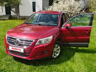 2010 Volkswagen Tiguan I, красный, 1115000 рублей, вид 3