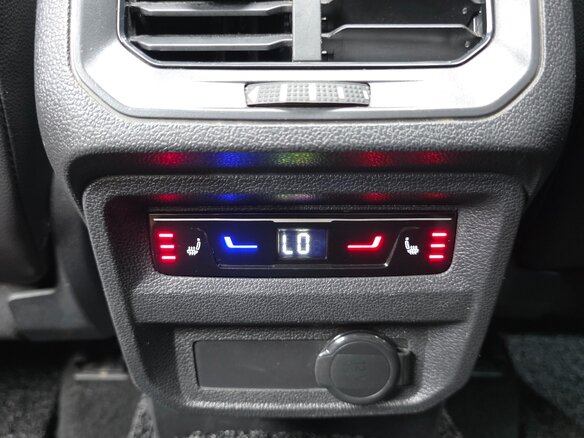 2022 Volkswagen Tiguan II Рестайлинг, белый, 3290000 рублей - вид 14