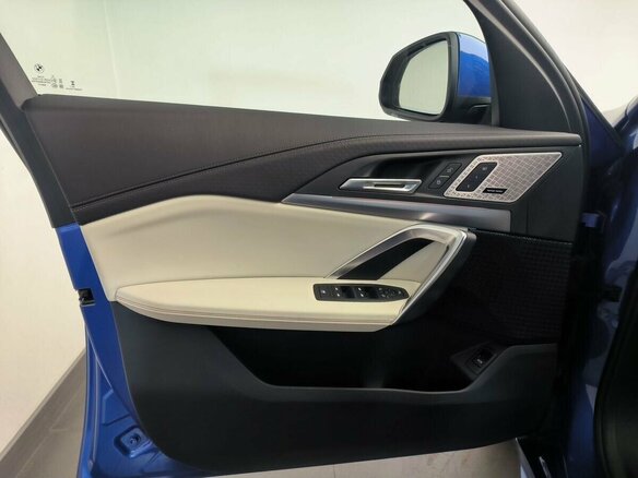 2025 BMW X2 xDrive25i II (U10), синий, 6870000 рублей - вид 14