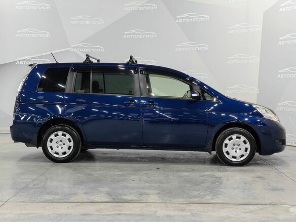 2013 Toyota ISis I Рестайлинг, синий, 1785000 рублей - вид 5