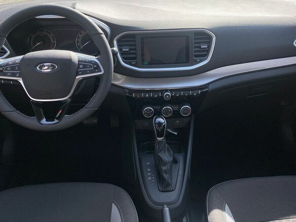 2026 Lada (ВАЗ) Vesta I Рестайлинг (NG), серебристый, 1800000 рублей - вид 20