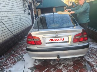 2003 Mitsubishi Carisma I Рестайлинг, серебристый, 250000 рублей, вид 3