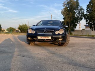 2005 Mercedes-Benz C-Класс 180 II (W203) Рестайлинг, чёрный, 430000 рублей, вид 3
