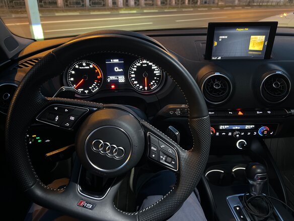 2020 Audi A3 III (8V) Рестайлинг, чёрный, 2200000 рублей - вид 9