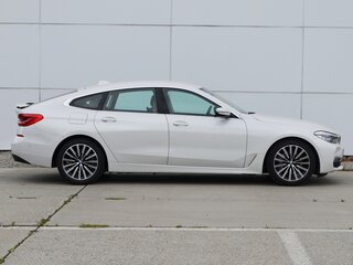 2019 BMW 6 серии Gran Turismo 630i IV (G32), белый, 3850000 рублей, вид 4