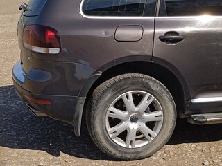 2008 Volkswagen Touareg I Рестайлинг, серый, 1000000 рублей, вид 4