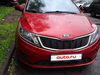 2011 Kia Rio III, красный, 700000 рублей, вид 2