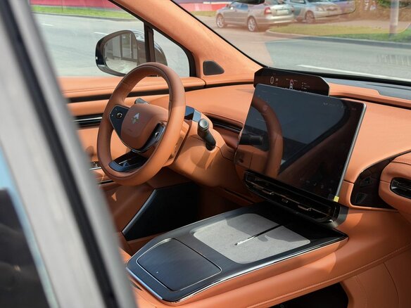 2026 GAC Hyptec HT, чёрный, 5999000 рублей - вид 9