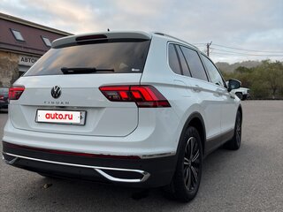 2021 Volkswagen Tiguan II Рестайлинг, белый, 3750000 рублей, вид 3