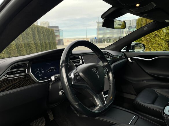 2016 Tesla Model S 75 I Рестайлинг, чёрный, 2990000 рублей - вид 6