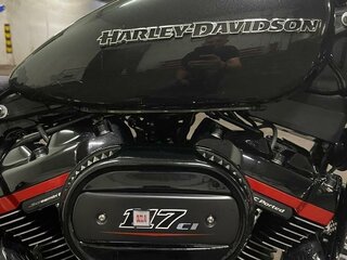 2017 Harley-Davidson Breakout, чёрный, 2100000 рублей, вид 4
