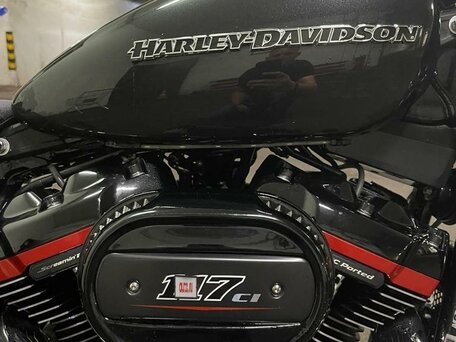 2017 Harley-Davidson Breakout, чёрный, 2100000 рублей, вид 4