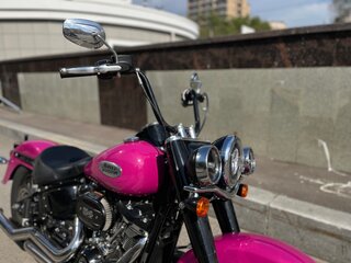 2021 Harley-Davidson Heritage, розовый, 1800000 рублей, вид 3