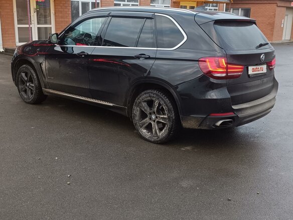 2017 BMW X5 35i III (F15), чёрный, 4050000 рублей - вид 3