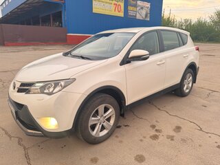 2013 Toyota RAV4 IV (XA40), белый, 1790000 рублей, вид 1