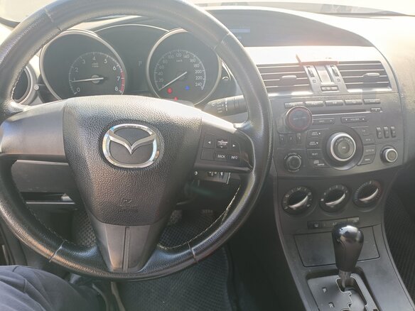2013 Mazda 3 II (BL) Рестайлинг, чёрный, 900000 рублей - вид 8