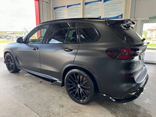 2023 BMW X5 50e IV (G05/G18) Рестайлинг, чёрный, 12300000 рублей, вид 2