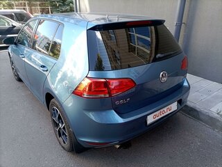 2013 Volkswagen Golf VII, голубой, 900000 рублей, вид 2