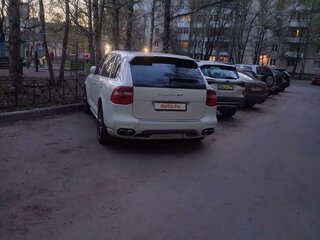 2007 Porsche Cayenne S I Рестайлинг (957), белый, 1500000 рублей, вид 4