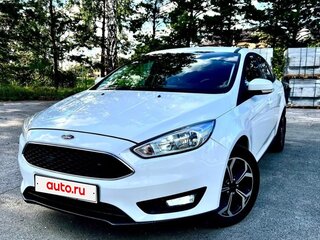 2017 Ford Focus III Рестайлинг, белый, 1100000 рублей, вид 1