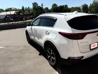 2021 Kia Sportage IV Рестайлинг, белый, 2900000 рублей, вид 3
