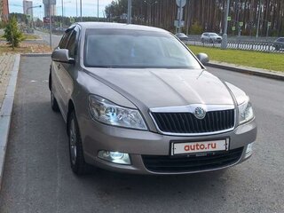 2011 Skoda Octavia II (A5) Рестайлинг, серый, 850000 рублей, вид 1