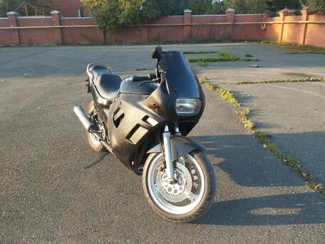 1992 Suzuki GSX 600F Katana, чёрный, 180000 рублей, вид 1
