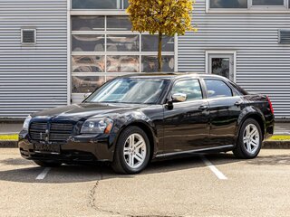 Chrysler 300C I