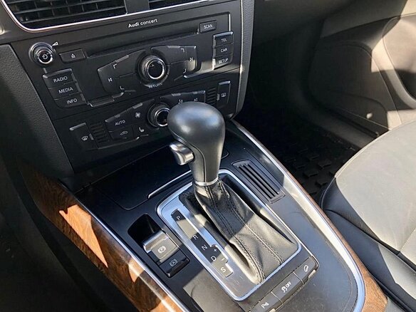 2011 Audi Q5 8tiptronic I (8R), белый, 1570000 рублей - вид 9