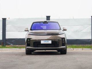2026 Li Auto (Lixiang) L9 II, коричневый, 16240000 рублей, вид 2