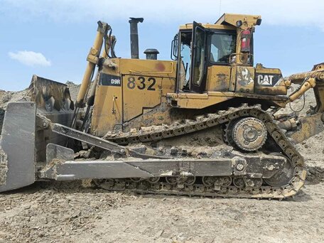 2007 Caterpillar D9, 35000000 рублей, вид 1