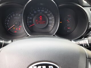 2014 Kia Rio 4-speed III, чёрный, 850000 рублей, вид 4