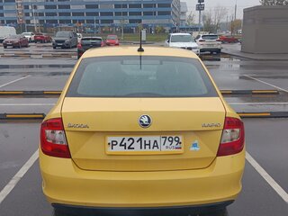 2017 Skoda Rapid I, жёлтый, 950000 рублей, вид 3