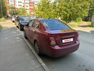 2012 Chevrolet Aveo II, красный, 380000 рублей, вид 4