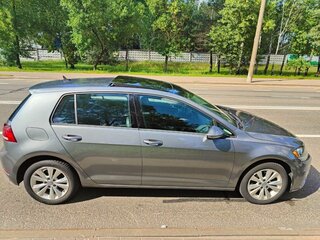 2019 Volkswagen Golf VII Рестайлинг, серый, 1495000 рублей, вид 3