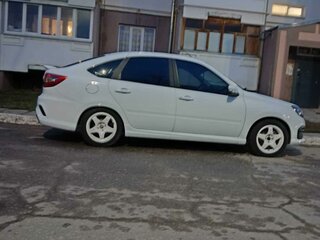 2023 Lada (ВАЗ) Granta Drive Active I Рестайлинг, белый, 1300000 рублей, вид 2