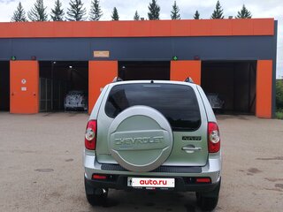 2012 Chevrolet Niva I Рестайлинг, серебристый, 432000 рублей, вид 5