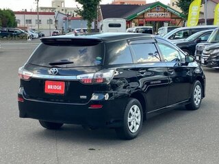 2015 Toyota Wish II Рестайлинг, белый, 1300000 рублей, вид 5