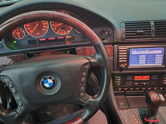 2002 BMW 5 серии 530i IV (E39) Рестайлинг, серый, 1400000 рублей - вид 7