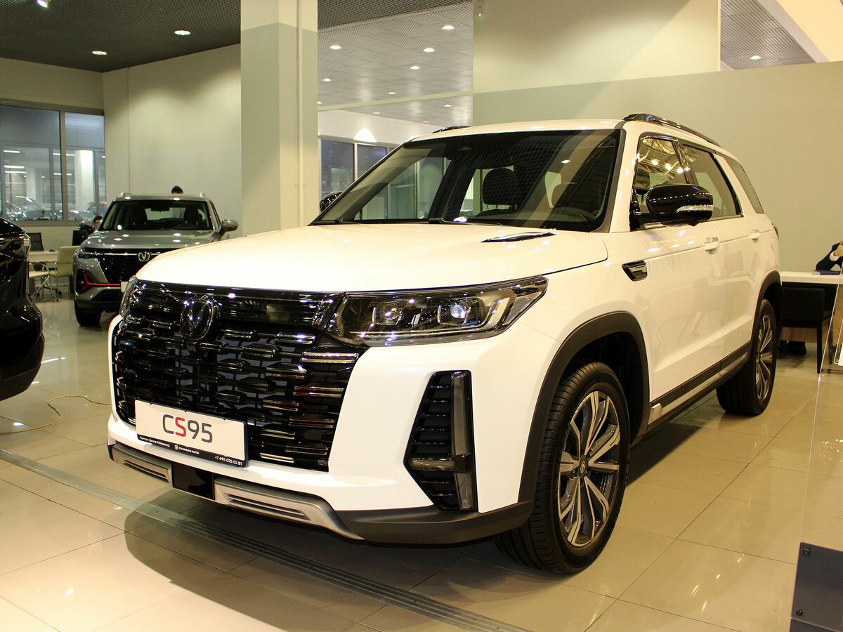 Открыть фотографии: Changan CS95 I Рестайлинг