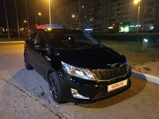 2014 Kia Rio III, чёрный, 830000 рублей, вид 2
