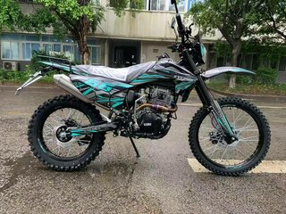 2025 Sycmmc 300, красный, 120000 рублей, вид 2
