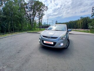 2010 Hyundai i20 I, серебристый, 650000 рублей, вид 1