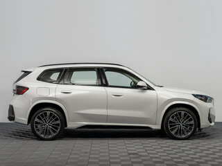 2026 BMW X1 Long 25Li xDrive III (U11/U12), белый, 5930000 рублей, вид 4